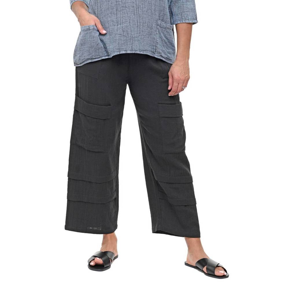 NEW TULIP CLOTHING metro pant in black